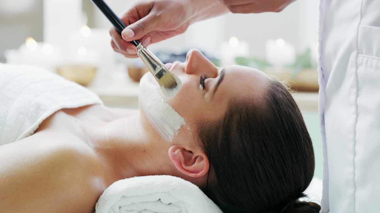 왜냐하면 얼굴 치료는 꽃보다 더 편안하기 때문입니다.