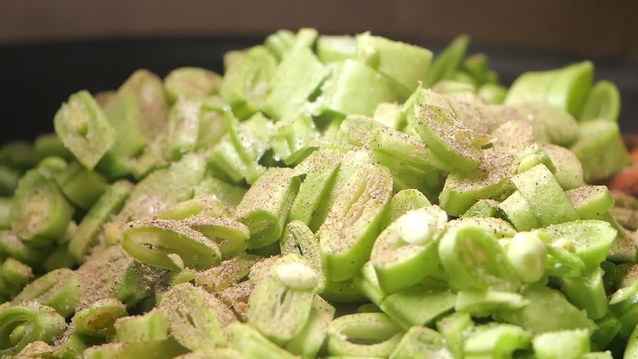 Cooking Green Beans with Spices