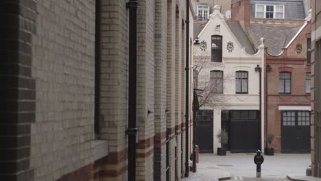 Office-And-Residential-Buildings-In-Bourdon-Street-Mayfair-London-3