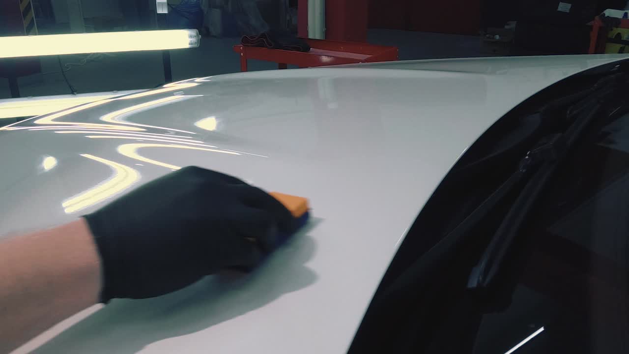 Securing white varnish with a ceramic coating in car
