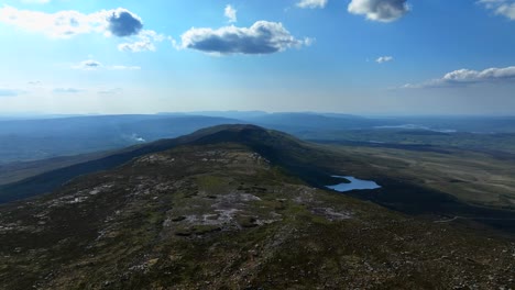 Geoparque-De-Los-Lagos-De-Cuilcagh,-Condado-De-Fermanagh,-Irlanda-Del-Norte,-Junio-De-2023