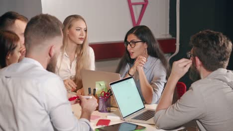 reunión del equipo de negocios