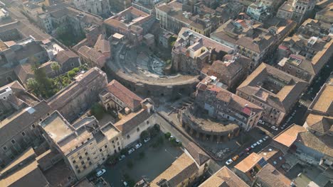 Antiguo-Teatro-Romano-De-Catania---Toma-Cinematográfica-De-Establecimiento-Con-Drones