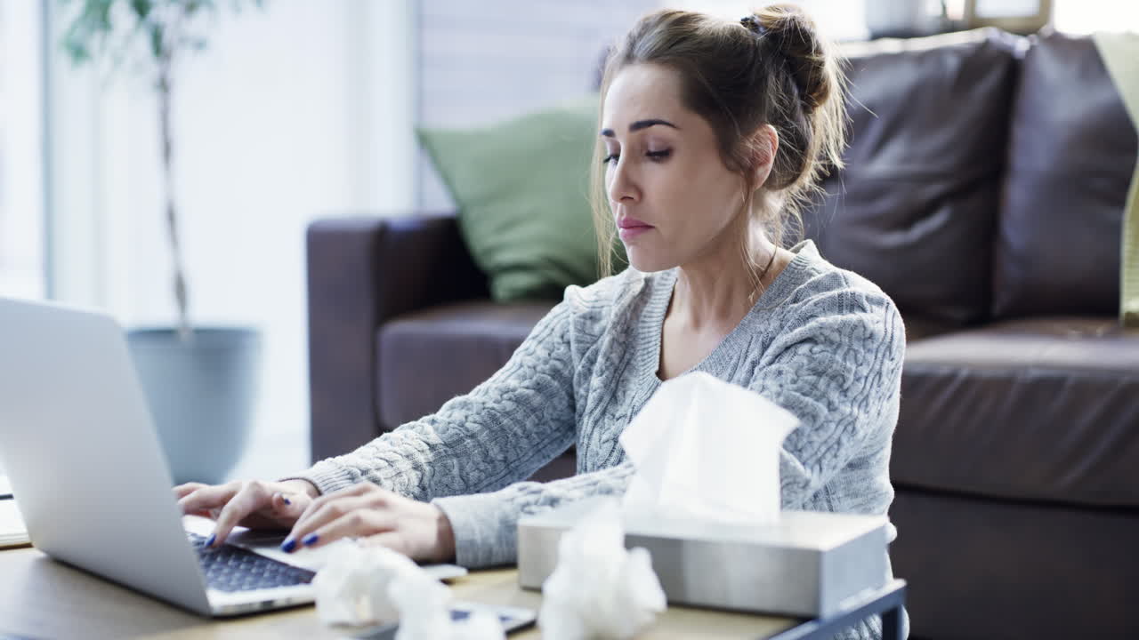 некоторые звонят в больницу, другие продолжают.