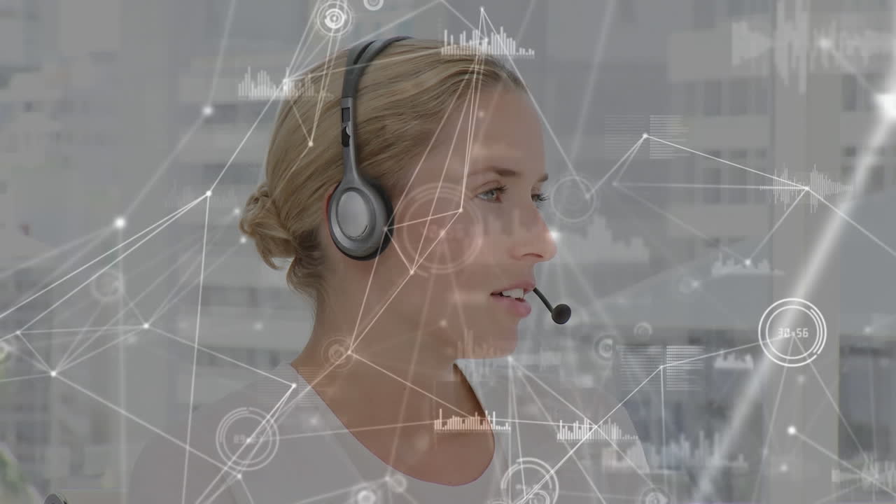 Animazione di reti di connessioni su una donna d'affari che usa auricolari telefonici