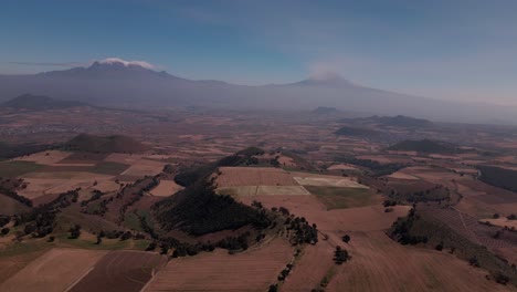 Volcanes-En-La-Parte-Sur-De-La-Ciudad-De-Mexico