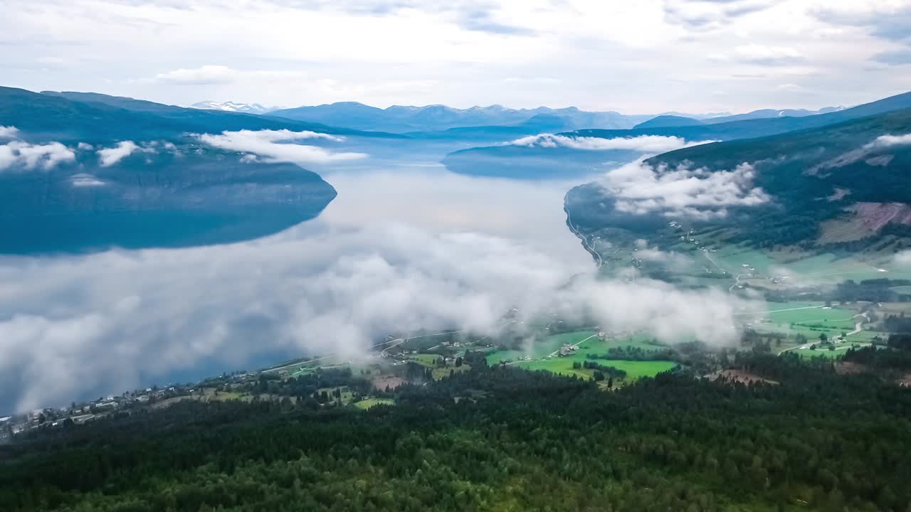 공중 영상 아름다운 노르웨이의 자연.