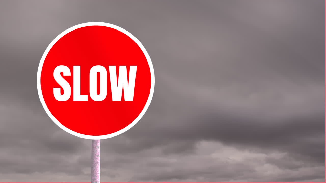 하늘을 배경으로 한 둥근 도로 표지판의 애니메이션