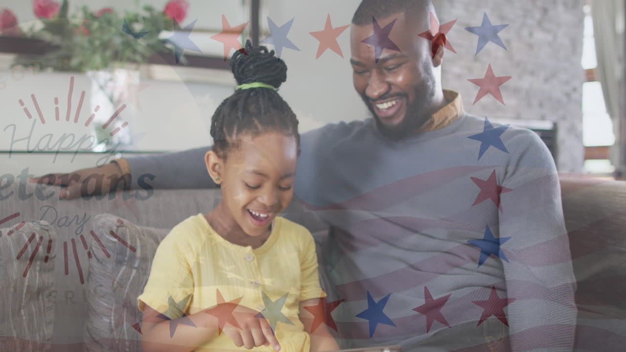 animación de la bandera de los estados unidos sobre un feliz padre y hija afroamericanos.