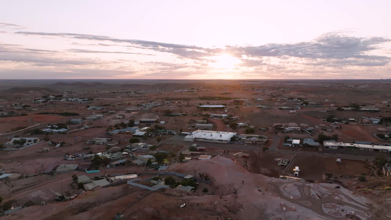 First light in Coober Pedy Opal Mining town