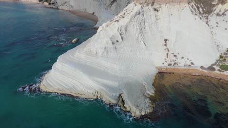 scala dei turchi en sicilia, italia. (en inglés)