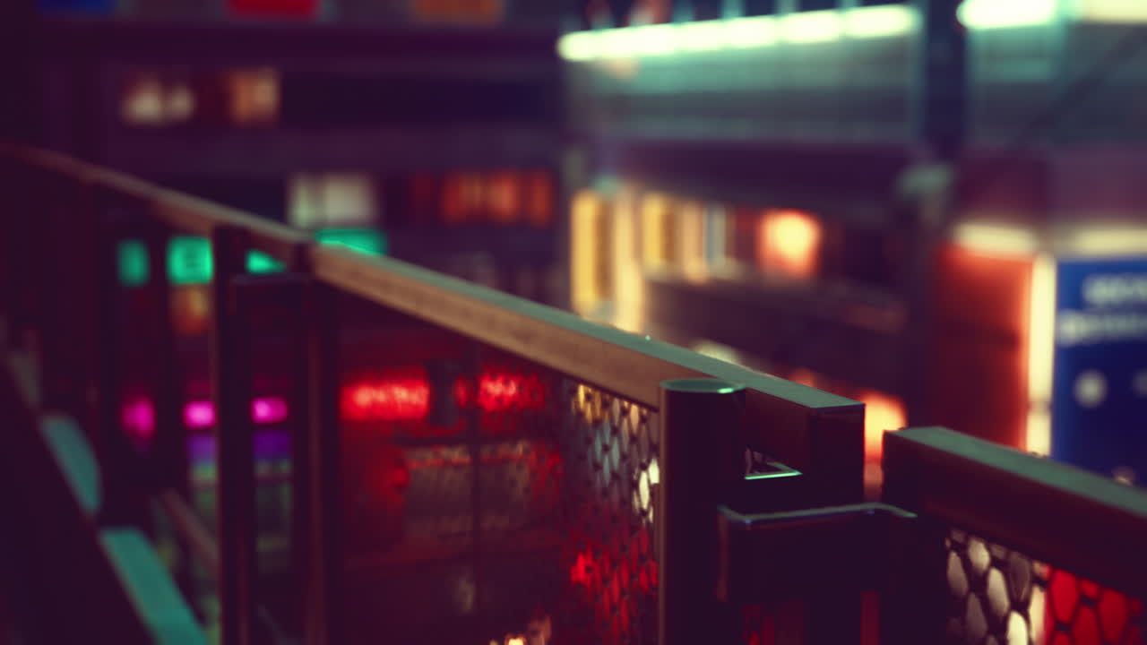 네온 조명 을 가진 일본 도시 의 야간 장면