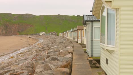 Mobile-Homes-Built-Nearby-The-Sea-Coast-At-Brean-Down-Caravan-Park-In-Somerset-County,-England