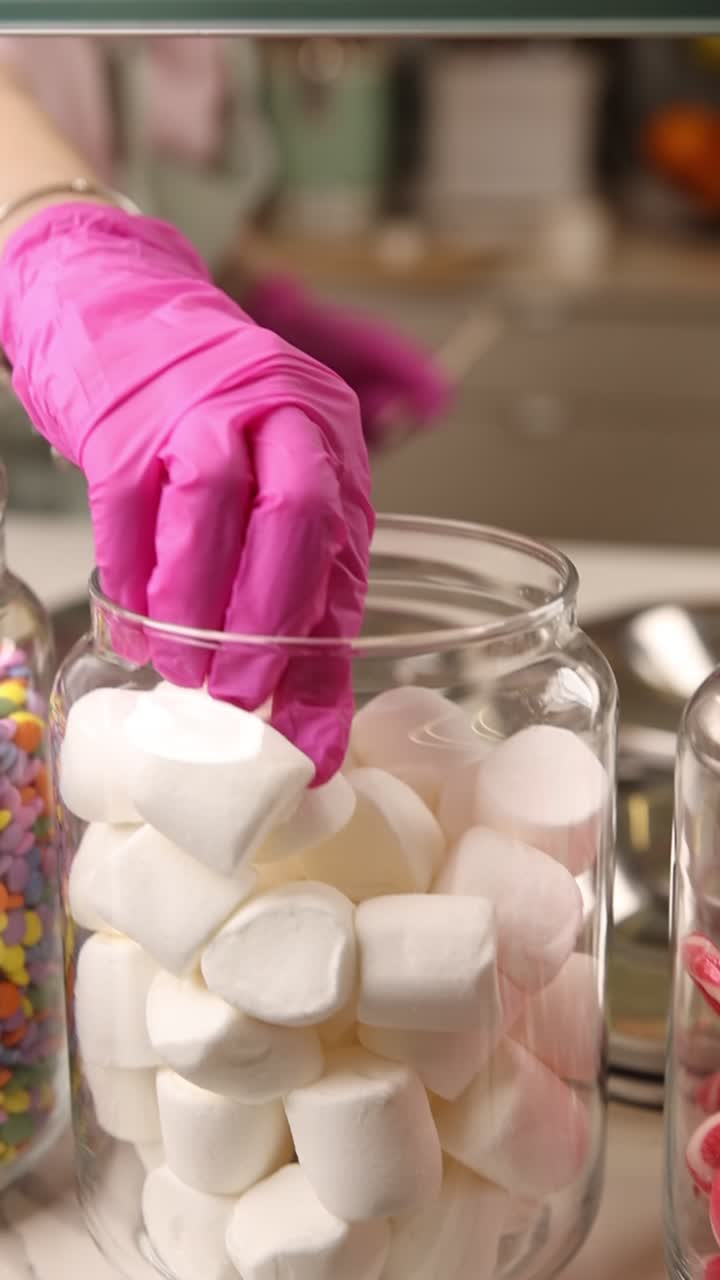 Marshmallow in un barattolo
