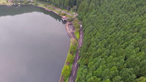 Drone-footage-around-the-lakes-near-Mt-Fuji-in-Japan-Shizuoka,-Japan