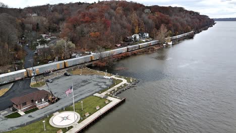 highland landing park csx railroad miasto lloyd w hrabstwie ulster