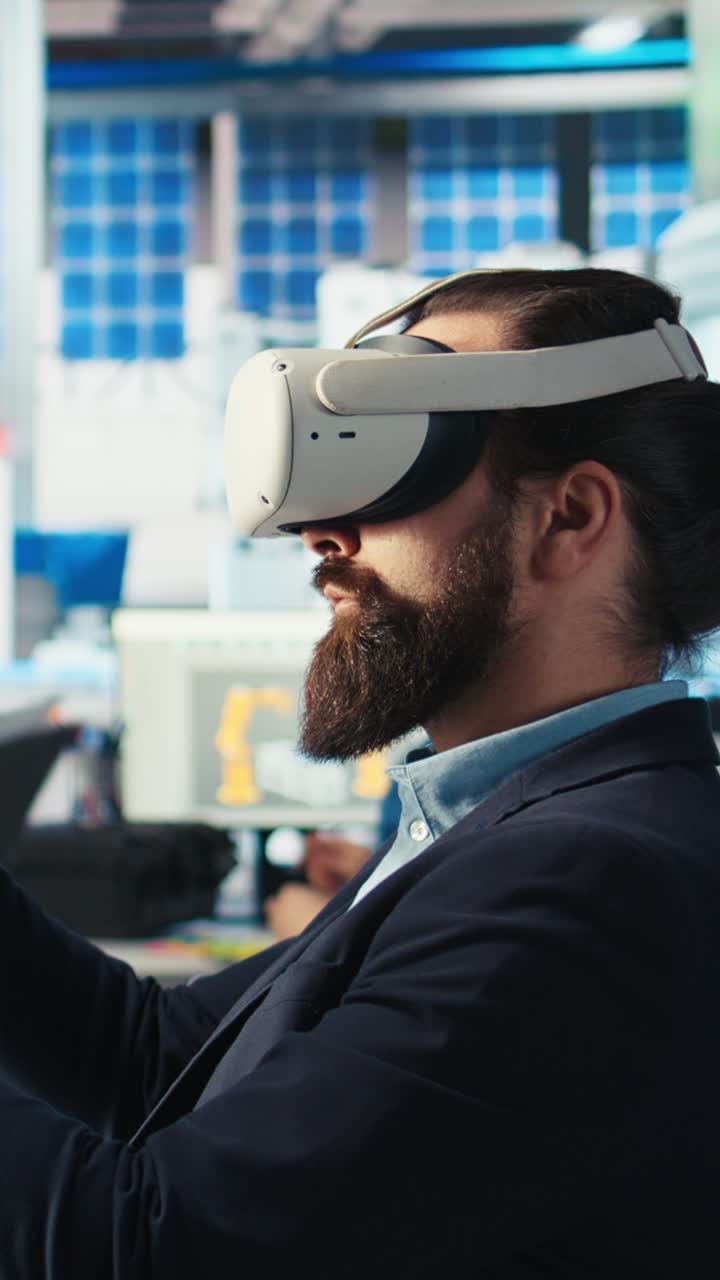 Vertical Video Photovoltaics Factory Expert Using Vr Tech To Build Energy Generators Models