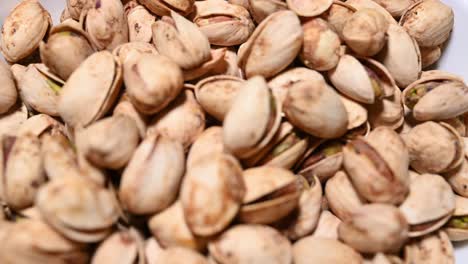 bowl of pistachios close up