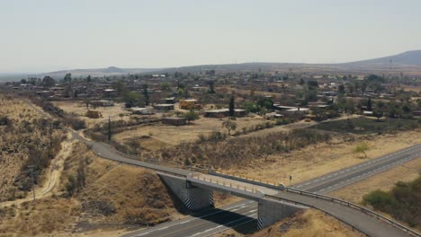 vista aérea de la comunidad rural de la caja, en irapuato, guanajuato, méxico