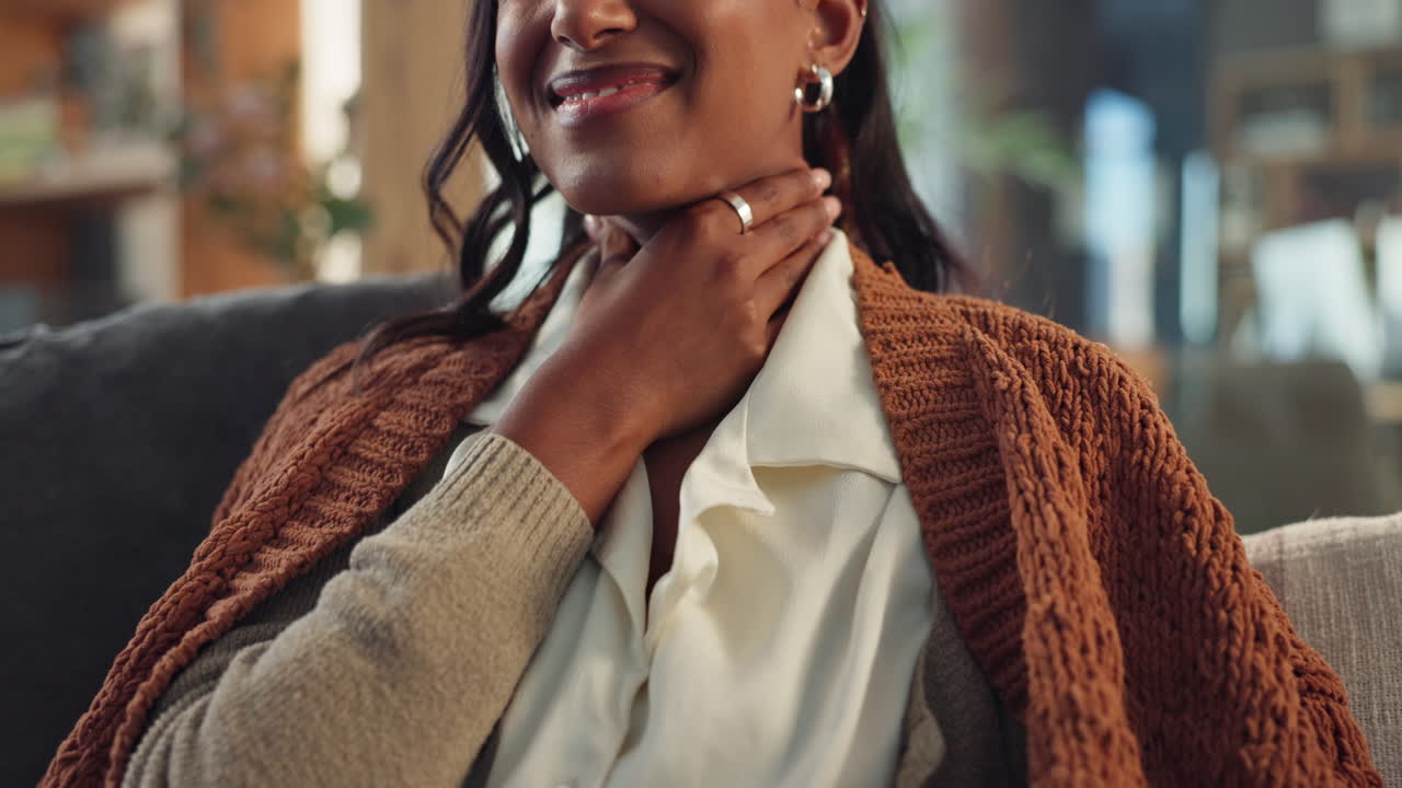 Woman with sore throat