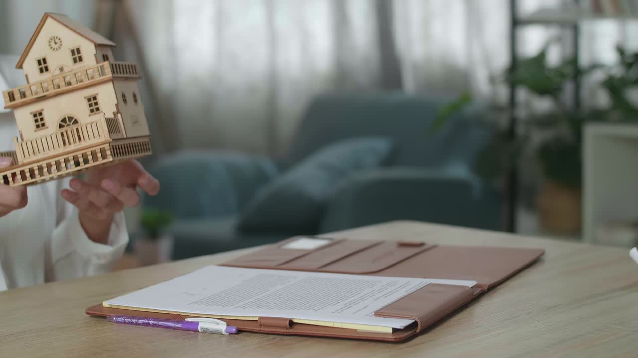 transacción inmobiliaria