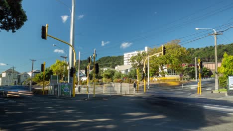 Un-Lapso-De-Tiempo-Del-Tráfico-Alrededor-De-La-Reserva-De-La-Cuenca-En-Wellington-Nz