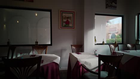 panoramic shot at an italian restaurant