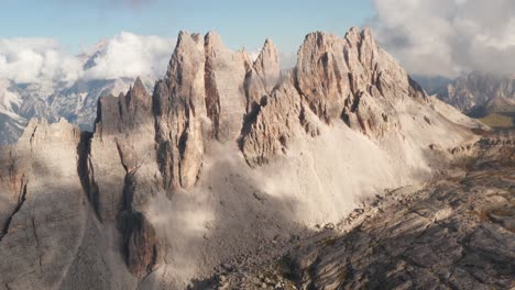 Aerial-view-of-sunny-day-over-Croda-da-Lago-in-Dolomites,-Italy