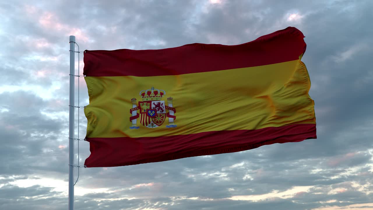 깊은 극적인 하늘에 대비하여 바람에 흔들리는 현실적인 스페인 발 4k uhd 60fps 느린 동작