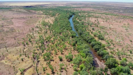 Vista-Aérea-Sobre-El-Río-Victoria-En-Kalkaringi,-Territorio-Del-Norte,-Australia