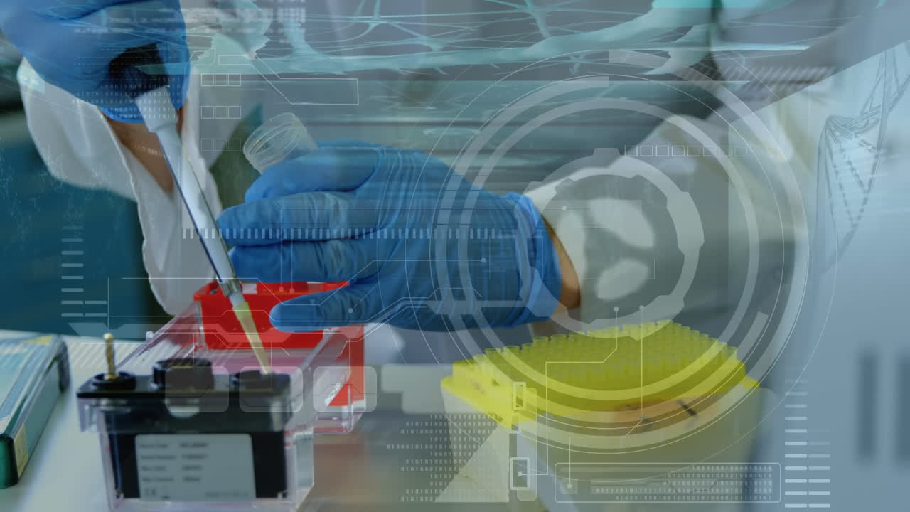 animación de escaneo de alcance y procesamiento de datos sobre la sección media del científico que trabaja en el laboratorio