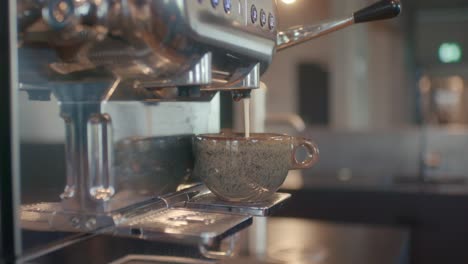 Close-up-of-the-preparation-of-a-cappuccino