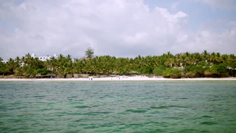 Sailing-On-The-Seascape-Of-Tropical-Beach-In-Mombasa,-Kenya,-Africa