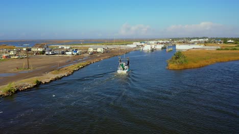 shrimp boater returning from trawling