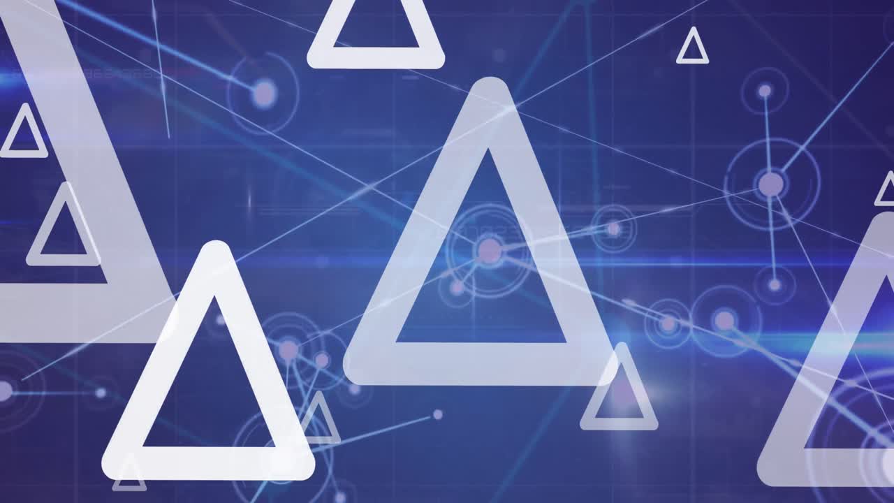 파란색 배경에 연결된 네트워크를 통해 삼각형의 애니메이션.