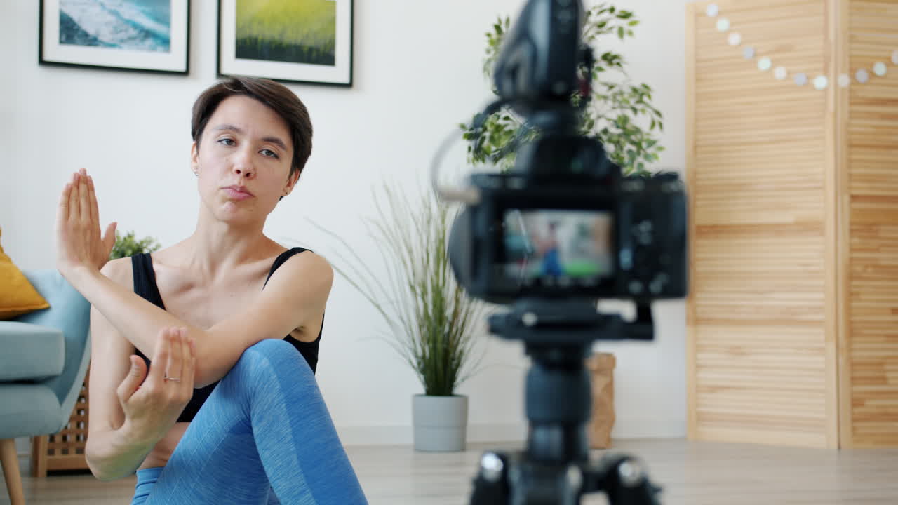 Yoga Instructor Online Class