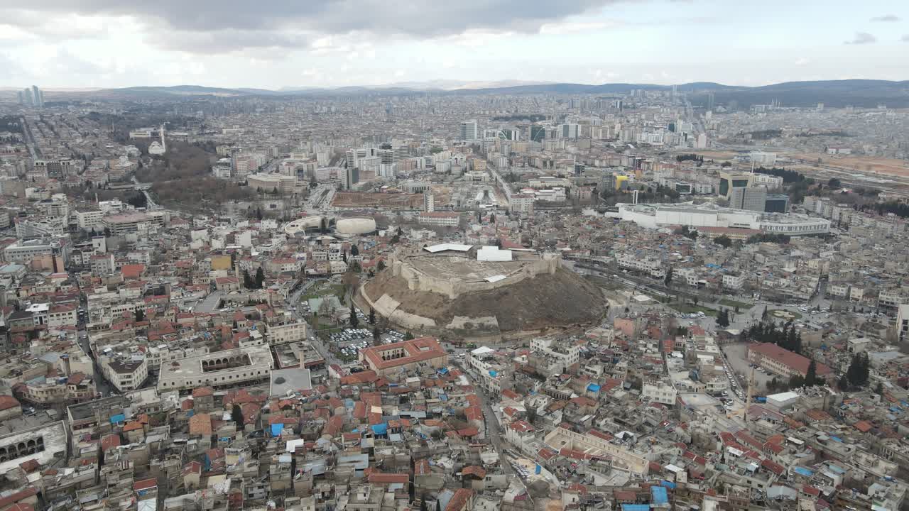castillo en la ciudad