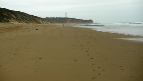 Flat-Open-Fairhaven-Beach-Along-The-Great-Ocean-Road,-Australia