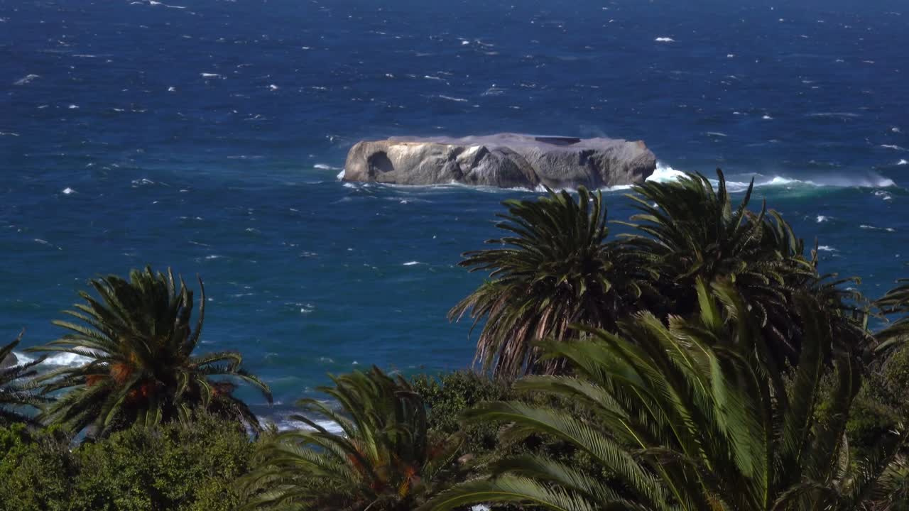 A storm in the Indian Ocean making big waves