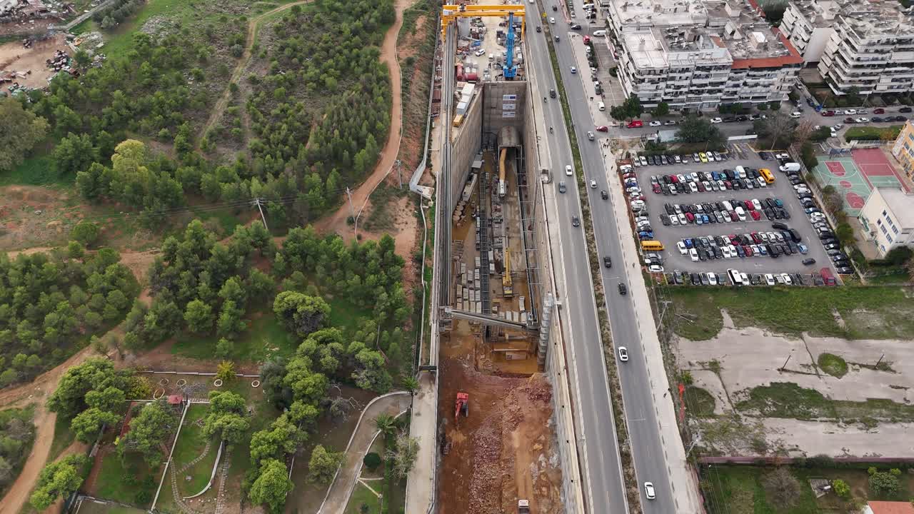 volando sobre el sitio de construcción. sitio de construcción del metro