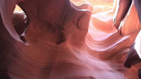 Red-rock-walls-of-a-enclosed-geological-formation-1