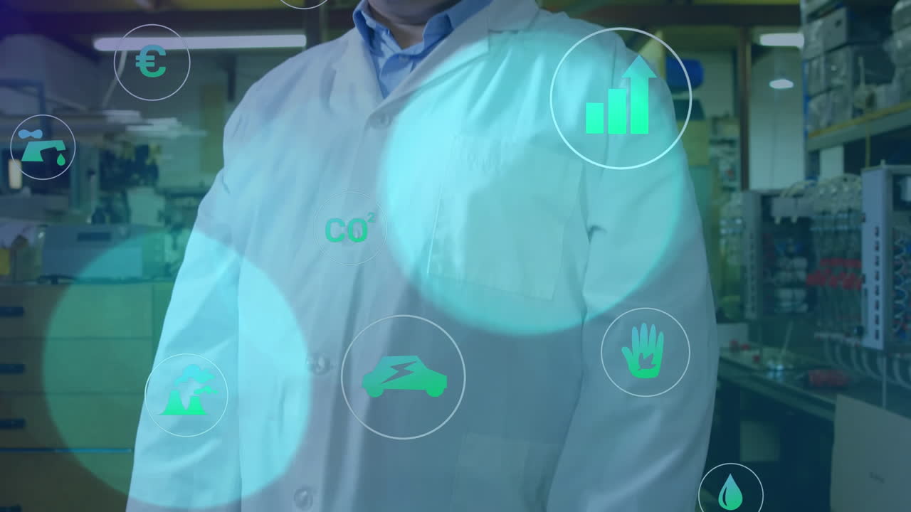 animación de iconos, nevadas y llamaradas de lentes sobre científico biracial de pie con los brazos cruzados en el laboratorio.