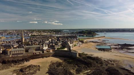 Aerial-4K-Drone-footage-over-Saint-Malo,-Brittany,-France