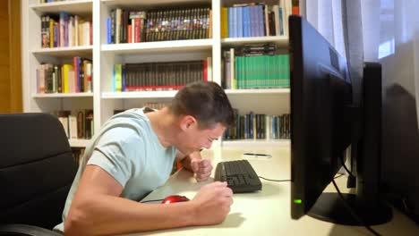 man's emotional reactions while using a computer