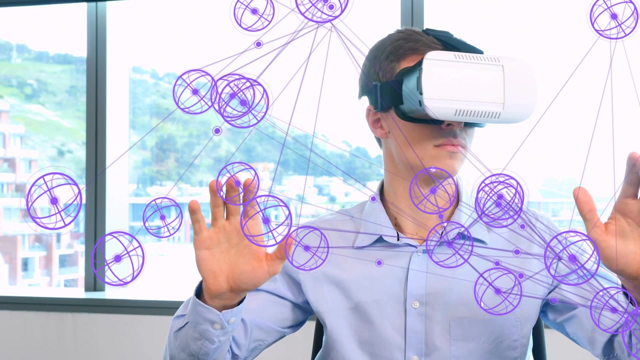 Mand tapper på diagrammer, placerer hvidt VR-headset og manipulerer lilla netværk til forretningsanalyse.