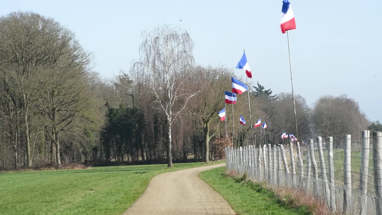거꾸로 된 여러 네덜란드 깃발, 항의하는 농부들