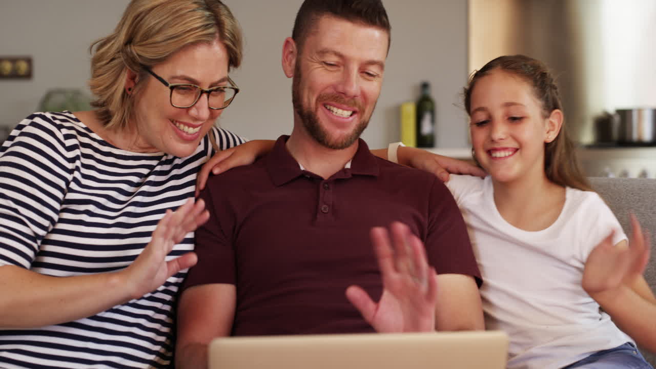 saludando a los abuelos