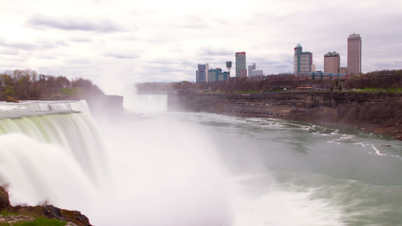 나이아가라 폭포 흐린 00