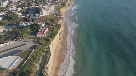vista aérea con drone de la playa de conil de la frontera