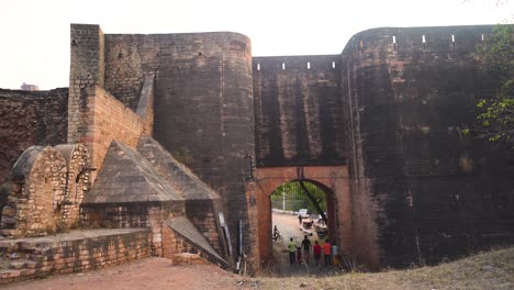 Altes-Urvai-Tor-Der-Gwalior-Festung-In-Madhya-Pradesh,-Indien